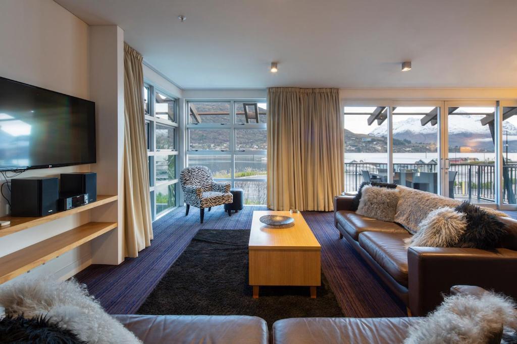 קווינסטאון Absolute Lakefront Location - 3 Bedroom Apartment מראה חיצוני תמונה