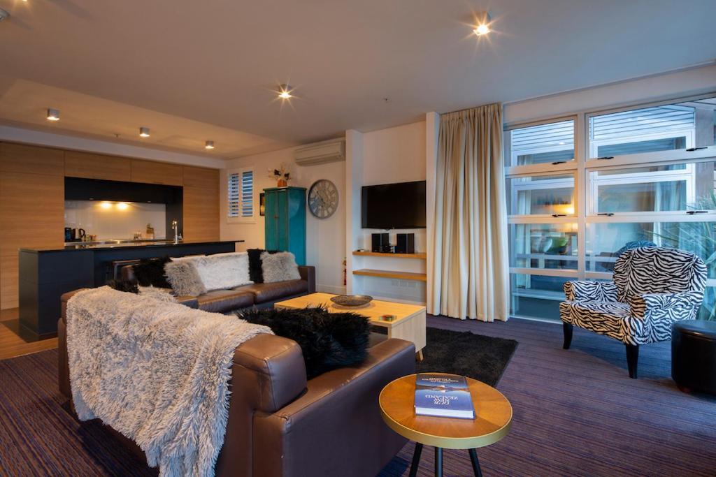 קווינסטאון Absolute Lakefront Location - 3 Bedroom Apartment מראה חיצוני תמונה